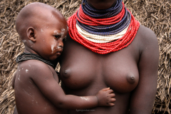 Karo-Mother-and-baby